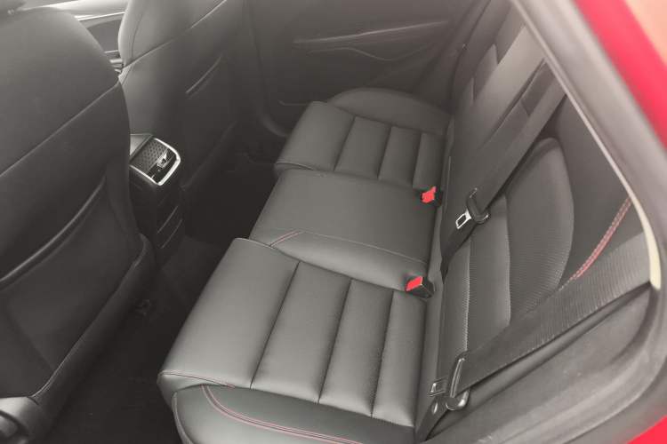 Used Geely Auto Binray 2019 200T Manual Binchi Edition Left Rear Seat