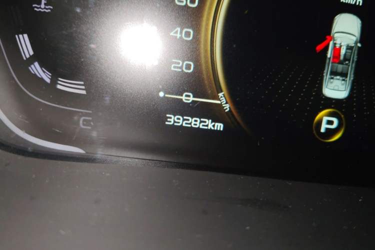 Used Geely Auto Binray 2019 200T DCT Binzhi Edition Odometer Close Up