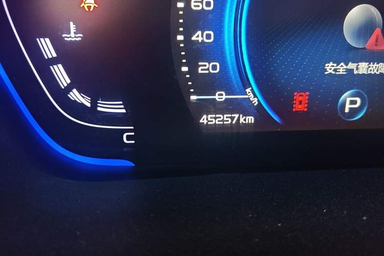 Used Geely Auto Binray 2019 200T DCT Binzhi Edition Odometer Close Up