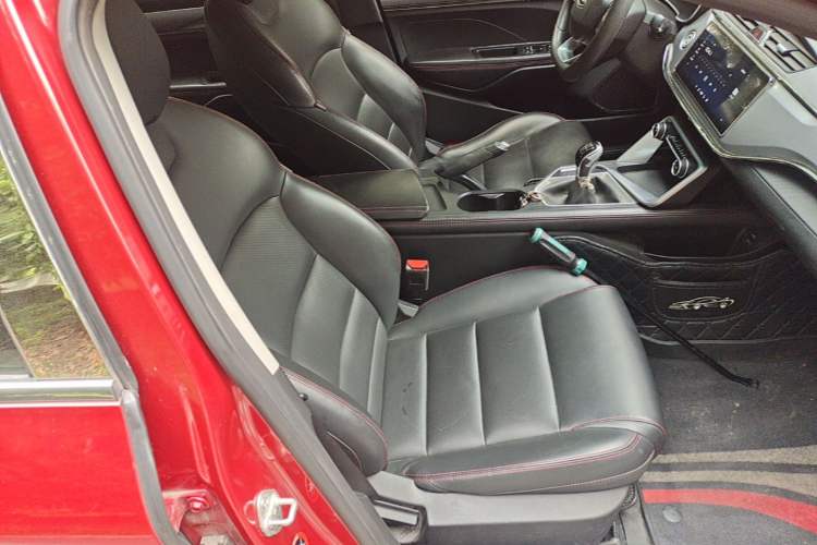 Used Geely Auto Binray 2019 200T Manual Binchi Edition Right Front Seat