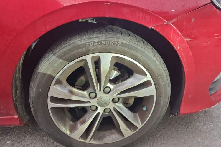 Used Geely Auto Binray 2019 200T DCT Binzhi Edition Right Front Wheel Hub