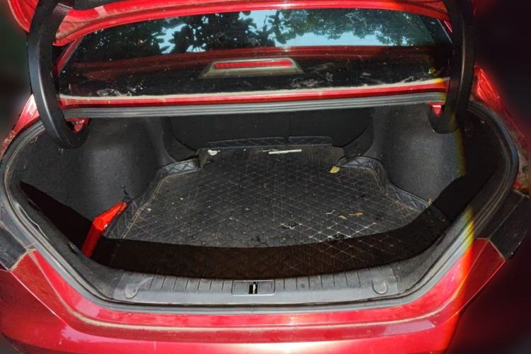 Used Geely Auto Binray 2019 200T DCT Binzhi Edition Trunk