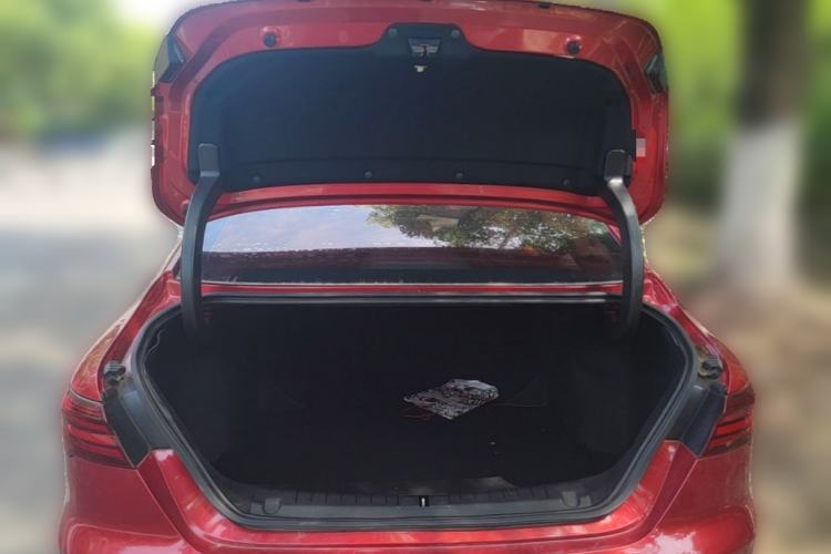 Used Geely Auto Binray 2019 200T DCT Binchi Edition Trunk