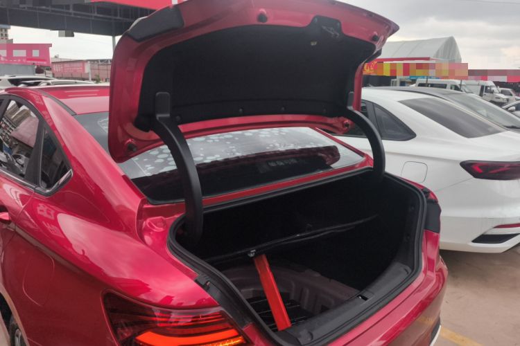 Used Geely Auto Binray 2019 200T Manual Binchi Edition Trunk