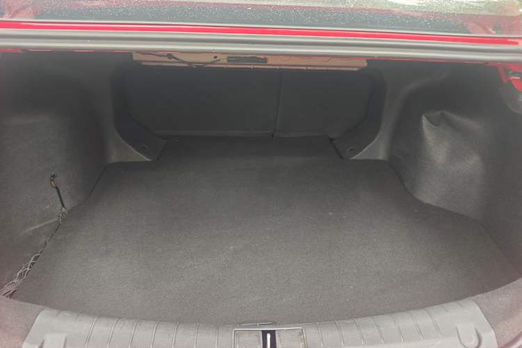 Used Geely Auto Binray 2019 200T DCT Binzhi Edition Trunk