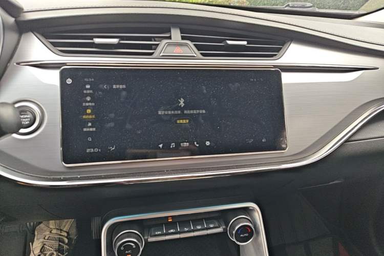 Used Geely Auto Binray 2019 200T DCT Binzhi Edition Audio And AC Panel
