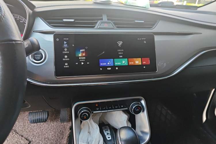 Used Geely Auto Binray 2019 200T DCT Binchi Edition Audio And AC Panel