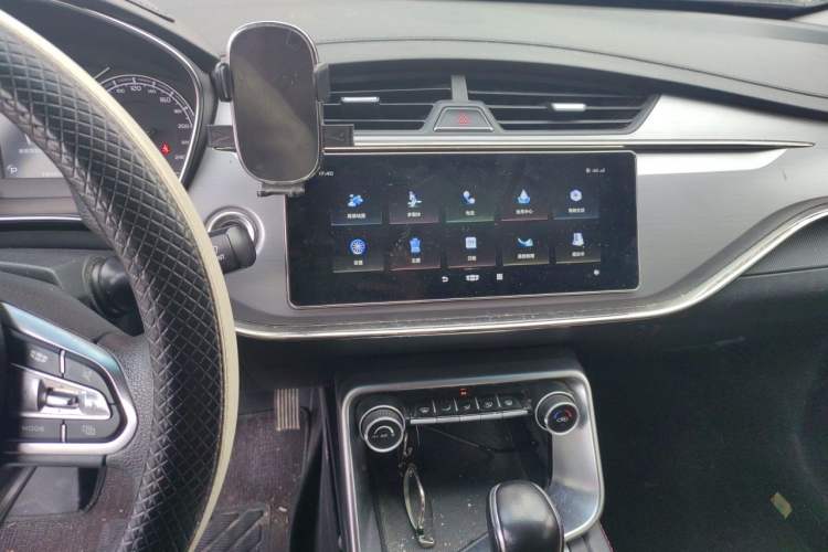 Used Geely Auto Binray 2019 200T DCT Binchi Edition Audio And AC Panel