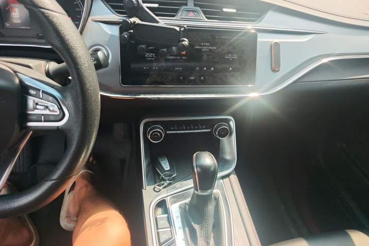 Used Geely Auto Binray 2019 200T DCT Binchi Edition Audio And AC Panel