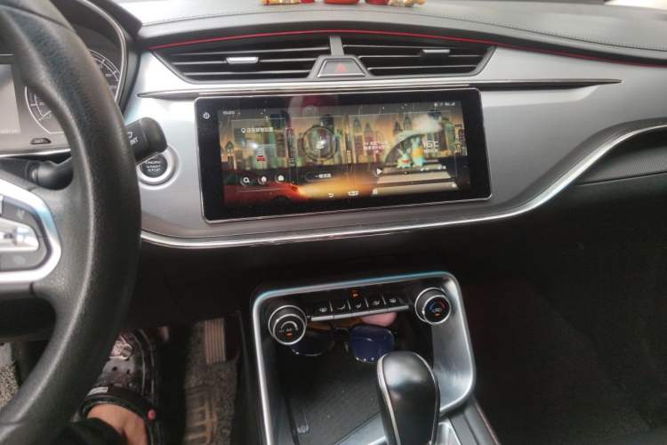 Used Geely Auto Binray 2019 200T DCT Binchi Edition Audio And AC Panel