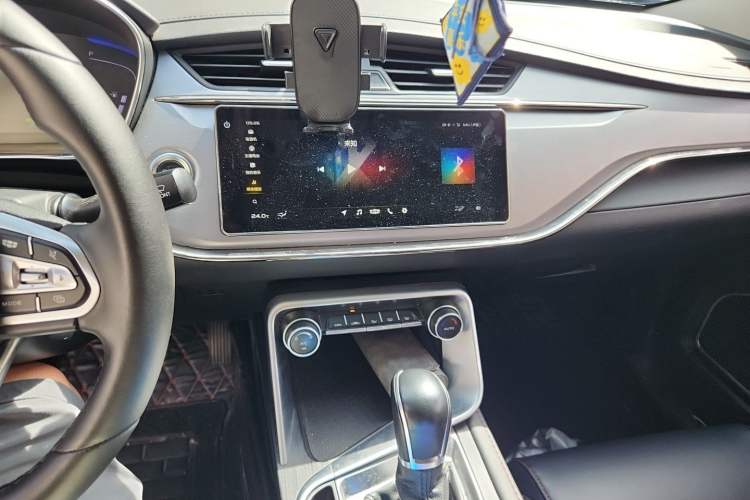 Used Geely Auto Binray 2019 200T DCT Binzhi Edition Audio And AC Panel