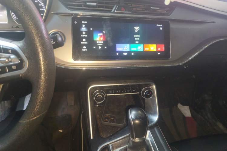 Used Geely Auto Binray 2019 200T DCT Binchi Edition Audio And AC Panel
