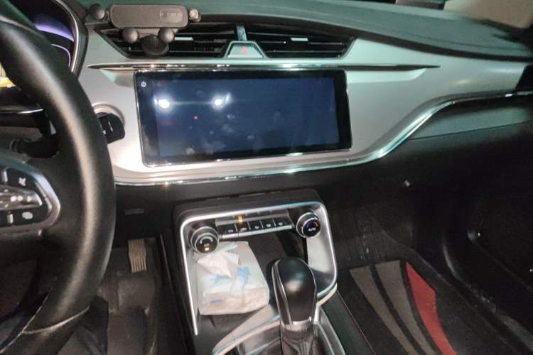 Used Geely Auto Binray 2019 200T DCT Binzhi Edition Audio And AC Panel