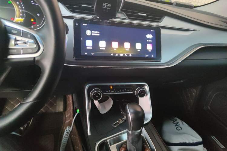 Used Geely Auto Binray 2019 200T DCT Binzhi Edition Audio And AC Panel