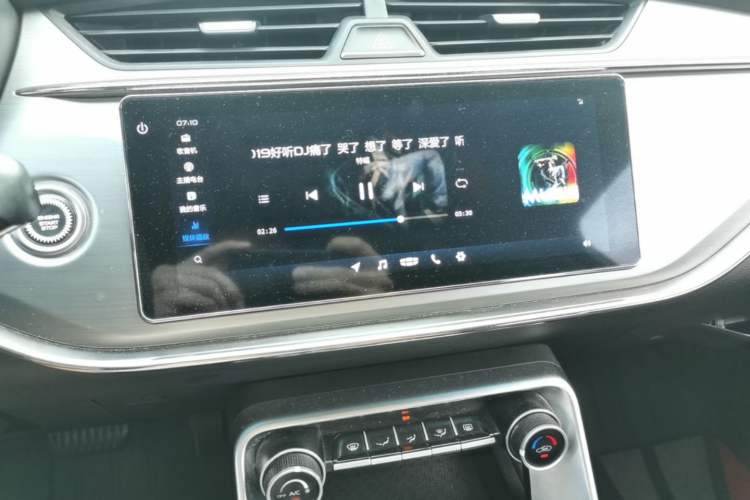 Used Geely Auto Binray 2019 200T DCT Binchi Edition Audio And AC Panel