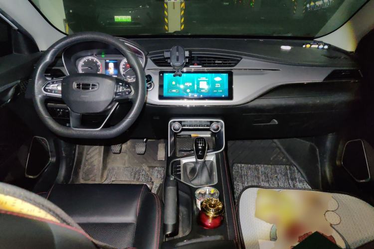 Used Geely Auto Binray 2019 200T Manual Binchi Edition Center Console