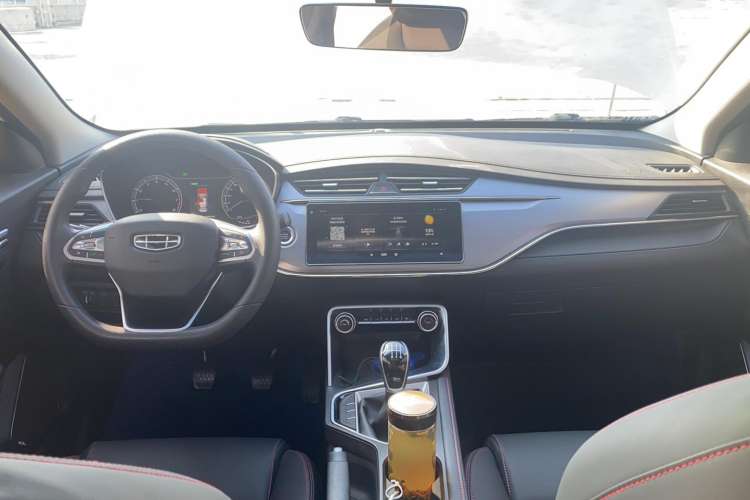 Used Geely Auto Binray 2019 200T Manual Binchi Edition Center Console