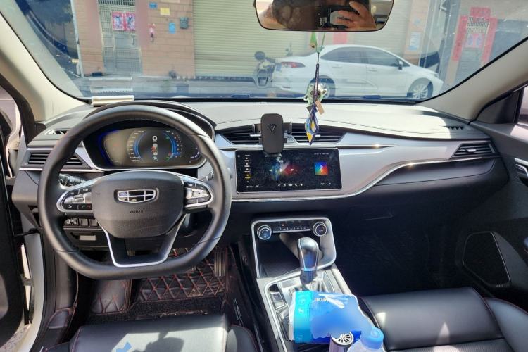 Used Geely Auto Binray 2019 200T DCT Binzhi Edition Center Console