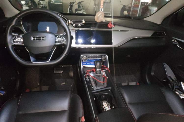 Used Geely Auto Binray 2019 200T DCT Binzhi Edition Center Console