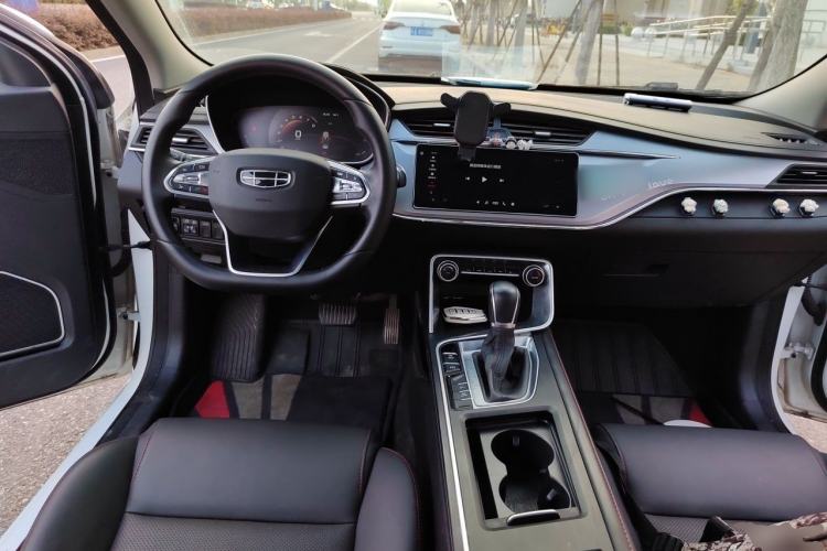 Used Geely Auto Binray 2019 200T DCT Binzhi Edition Center Console