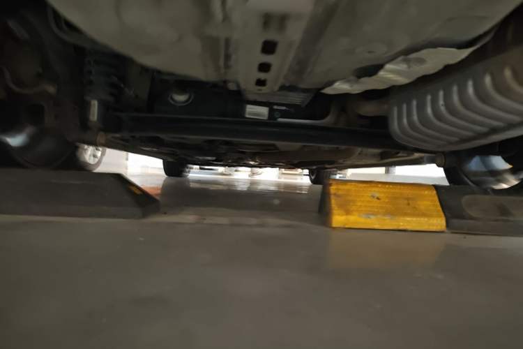 Used Geely Auto Binray 2019 200T DCT Binzhi Edition Chassis Rear