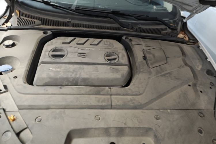 Used Geely Auto Binray 2019 200T DCT Binzhi Edition Engine Bay