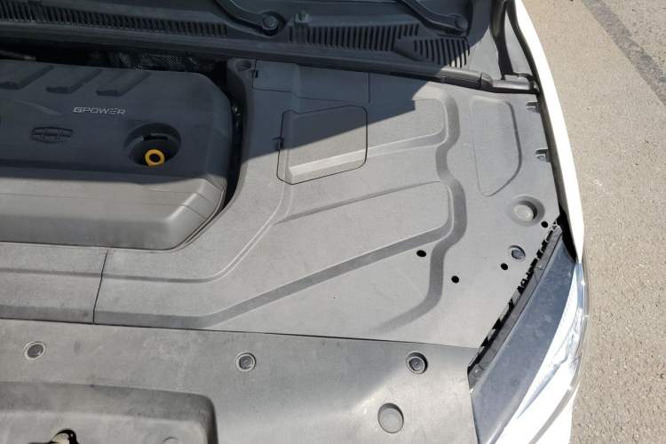 Used Geely Auto Binray 2019 200T DCT Binzhi Edition Engine Bay Left