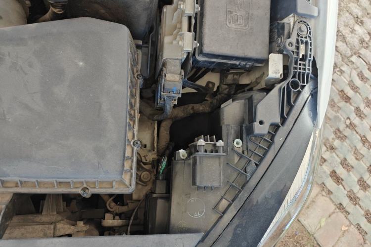 Used Geely Auto Binray 2019 200T Manual Binchi Edition Engine Bay Left