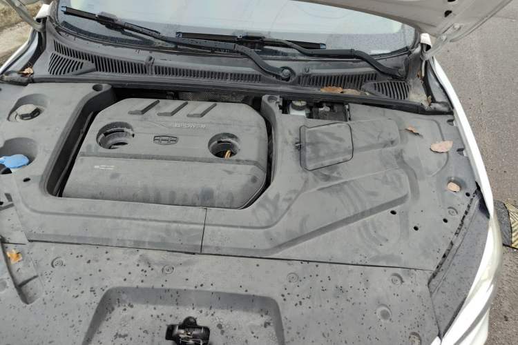 Used Geely Auto Binray 2019 200T DCT Binzhi Edition Engine Bay Left