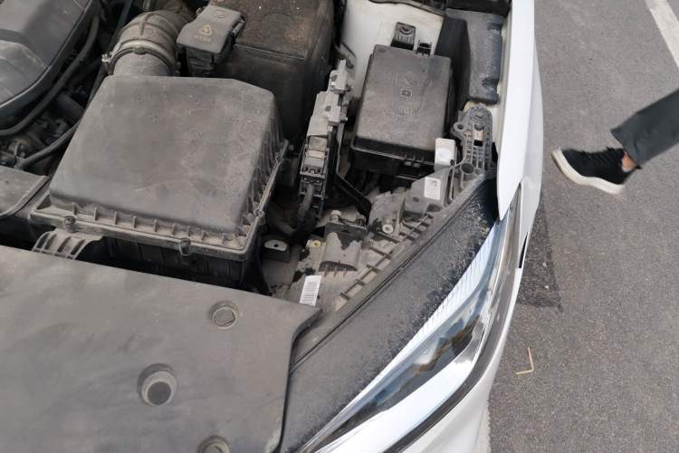 Used Geely Auto Binray 2019 200T DCT Binchi Edition Engine Bay Left