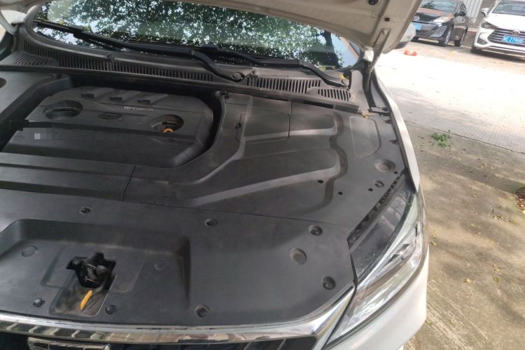 Used Geely Auto Binray 2019 200T DCT Binzhi Edition Engine Bay Left