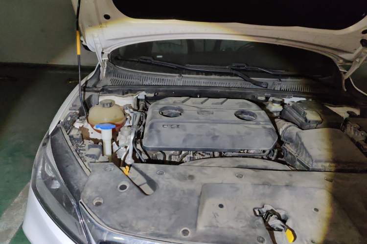 Used Geely Auto Binray 2019 200T Manual Binchi Edition Engine Bay Right