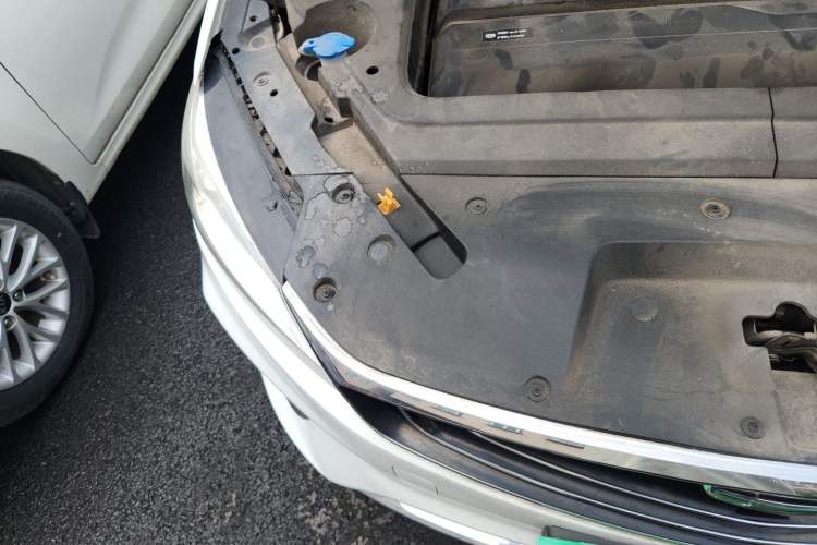 Used Geely Auto Binray 2019 200T DCT Binzhi Edition Engine Bay Right