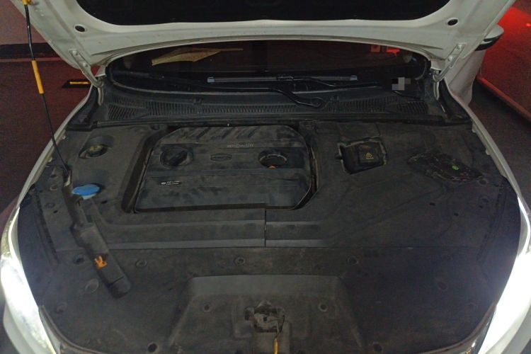 Used Geely Auto Binray 2019 200T DCT Binzhi Edition Engine Bay
