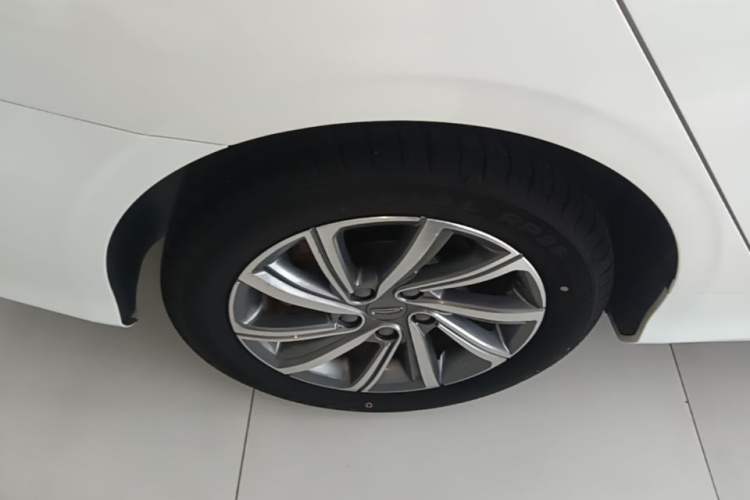 Used Geely Auto Binray 2019 200T DCT Binchi Edition Exterior 5