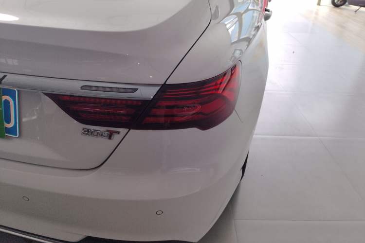Used Geely Auto Binray 2019 200T Manual Binchi Edition Exterior 6