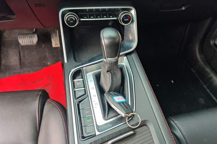 Used Geely Auto Binray 2019 200T DCT Binzhi Edition Gear Lever