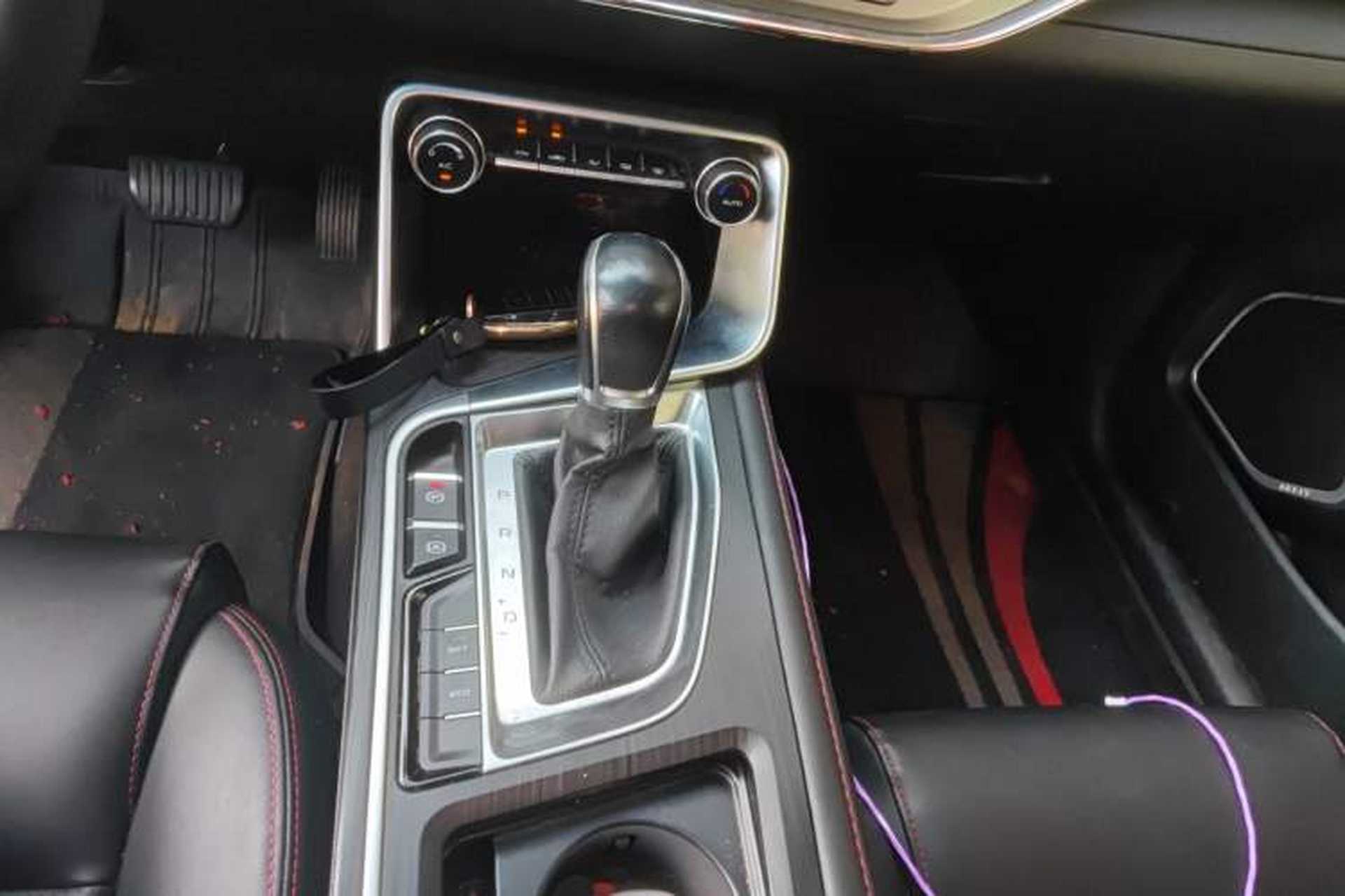 Used Geely Auto Binray 2019 200T DCT Binzhi Edition Gear Lever