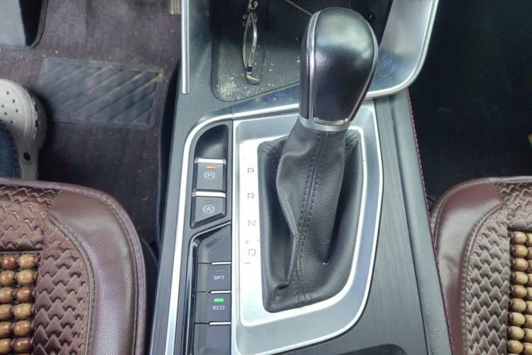 Used Geely Auto Binray 2019 200T DCT Binchi Edition Gear Lever