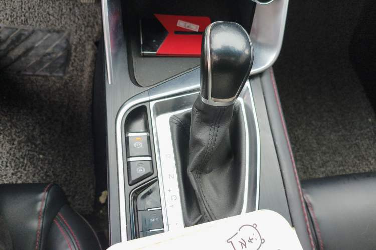 Used Geely Auto Binray 2019 200T DCT Binzhi Edition Gear Lever