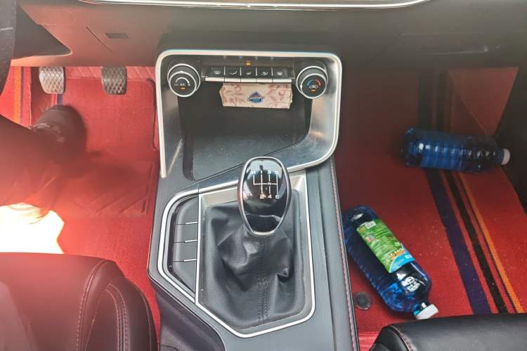 Used Geely Auto Binray 2019 200T Manual Binchi Edition Gear Lever