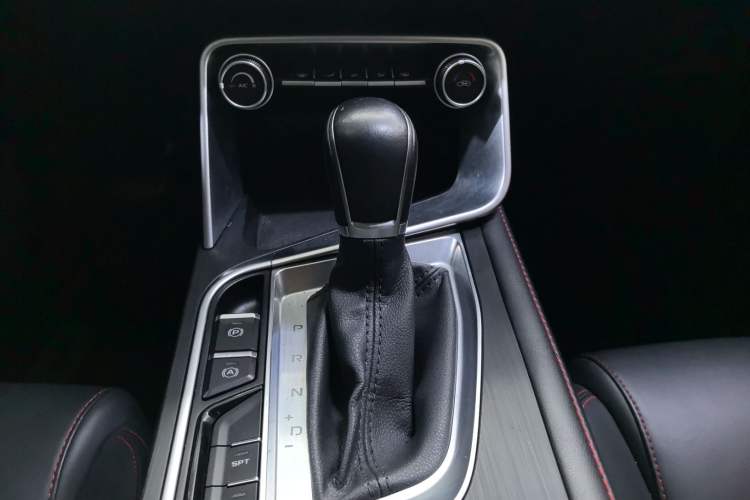 Used Geely Auto Binray 2019 200T DCT Binchi Edition Gear Lever