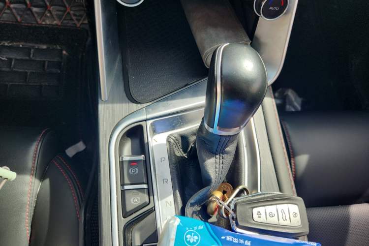 Used Geely Auto Binray 2019 200T DCT Binzhi Edition Gear Lever