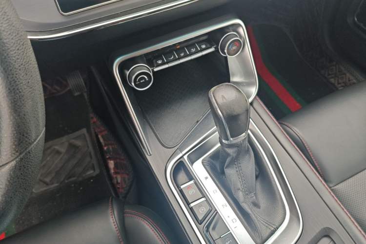 Used Geely Auto Binray 2019 200T DCT Binchi Edition Gear Lever