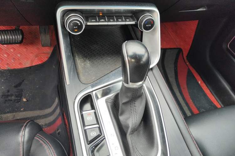 Used Geely Auto Binray 2019 200T DCT Binzhi Edition Gear Lever