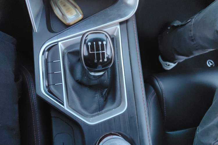 Used Geely Auto Binray 2019 200T Manual Binchi Edition Gear Lever