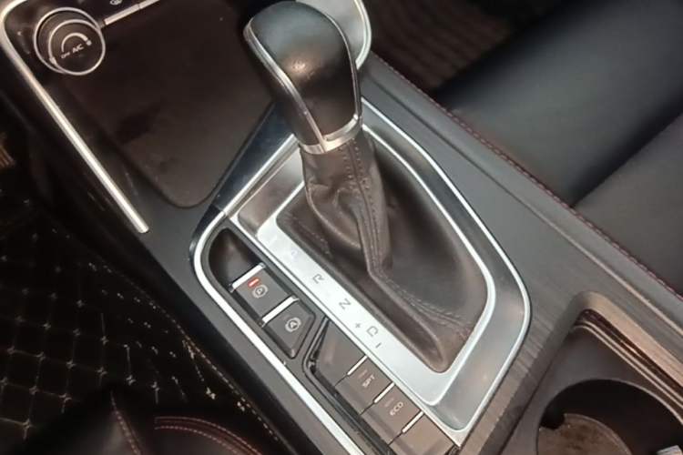 Used Geely Auto Binray 2019 200T DCT Binchi Edition Gear Lever