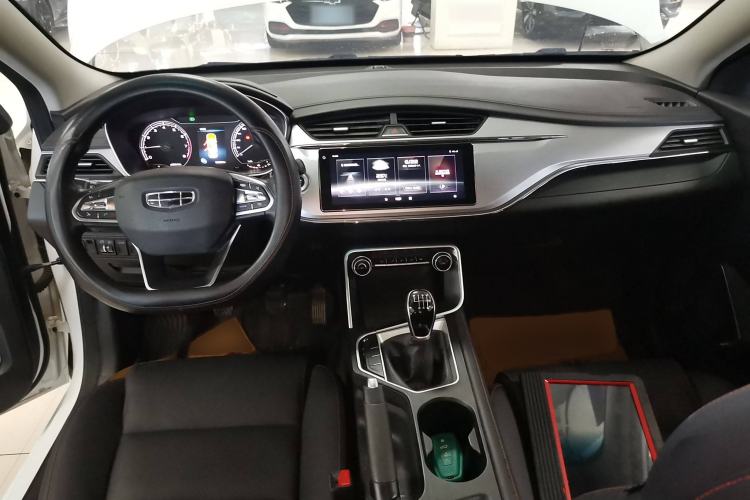 Used Geely Auto Binray 2019 200T Manual Binchi Edition Interior 2