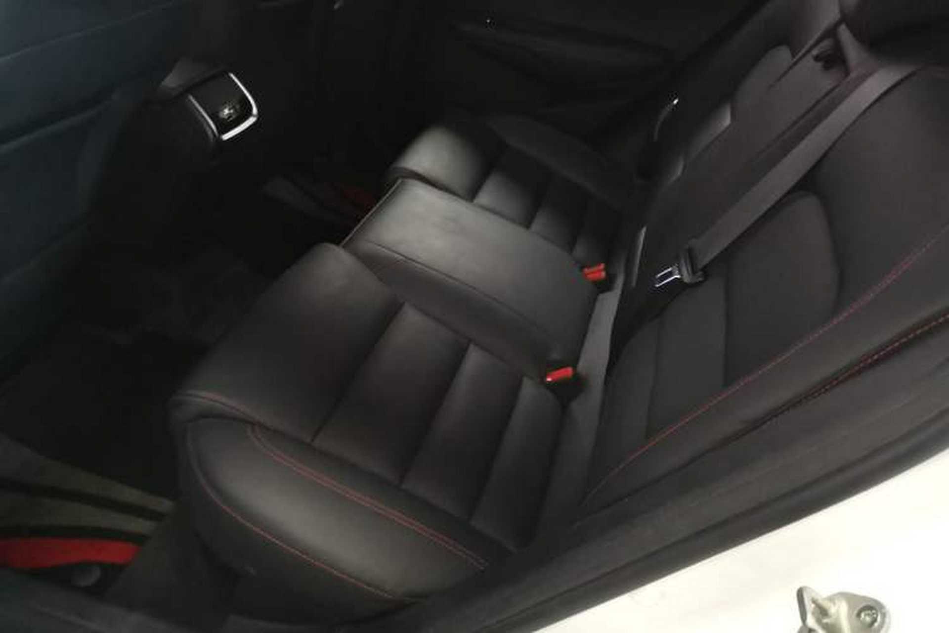 Used Geely Auto Binray 2019 200T Manual Binchi Edition Interior 4