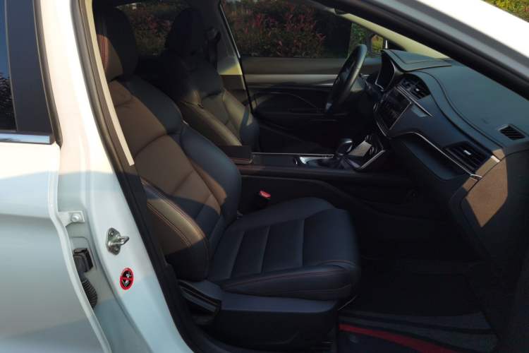 Used Geely Auto Binray 2019 200T DCT Binzhi Edition Interior 5